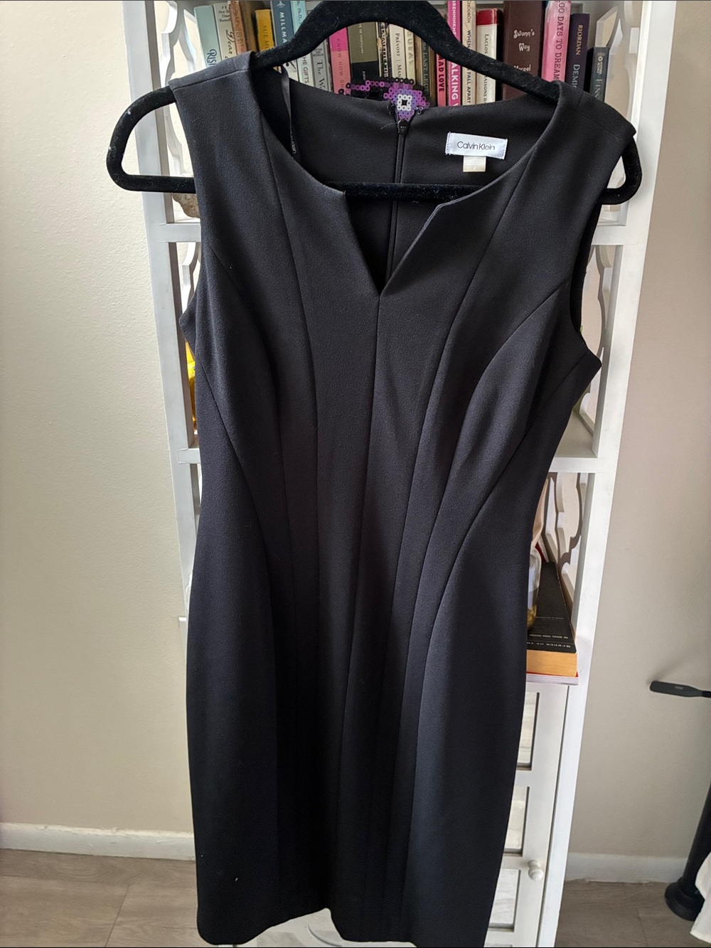 Calvin Klein Black Sleeveless V-Notch Sheath Midi Dress